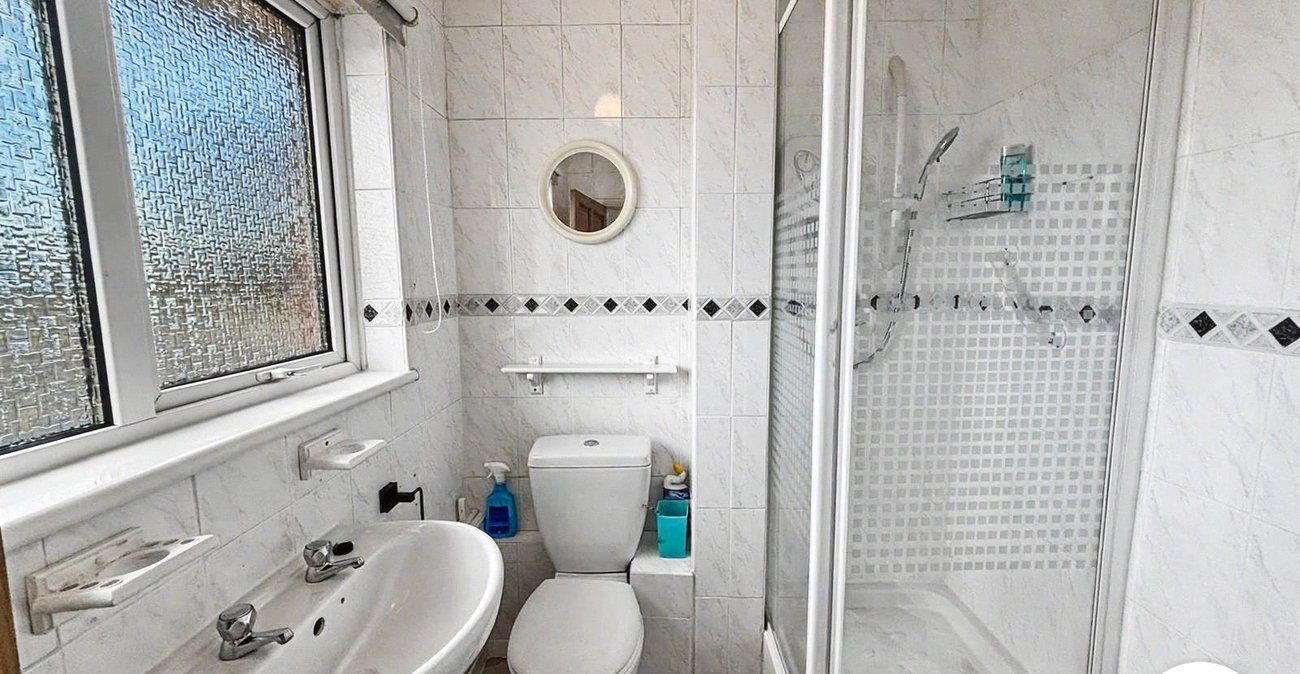 2 bedroom house to rent in Dartford | Robinson Jackson
