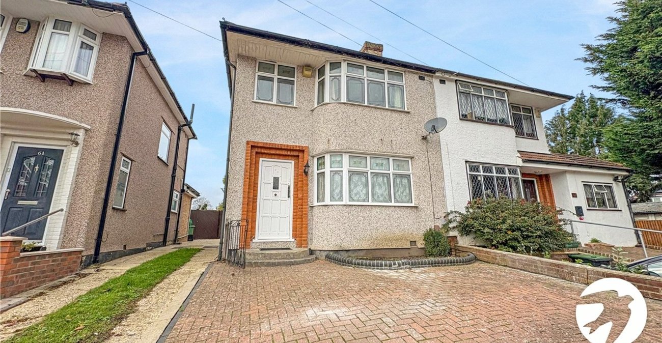 3 bedroom house to rent in Orpington | Robinson Jackson
