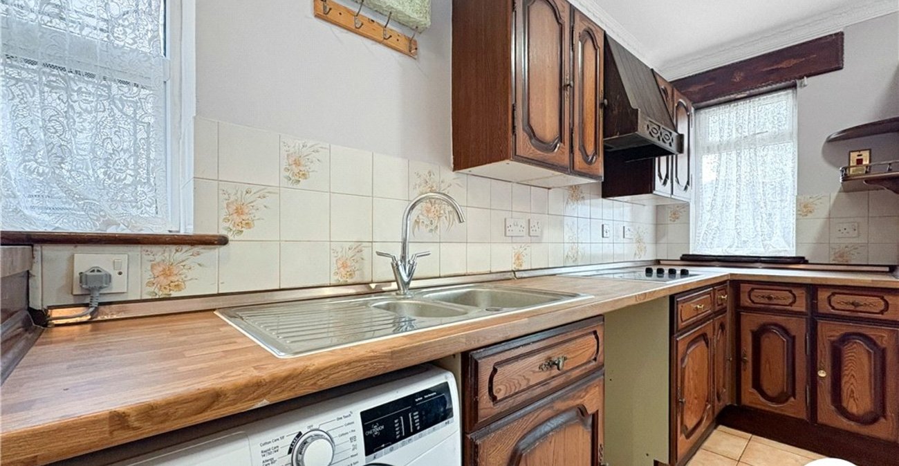 3 bedroom house to rent in Orpington | Robinson Jackson