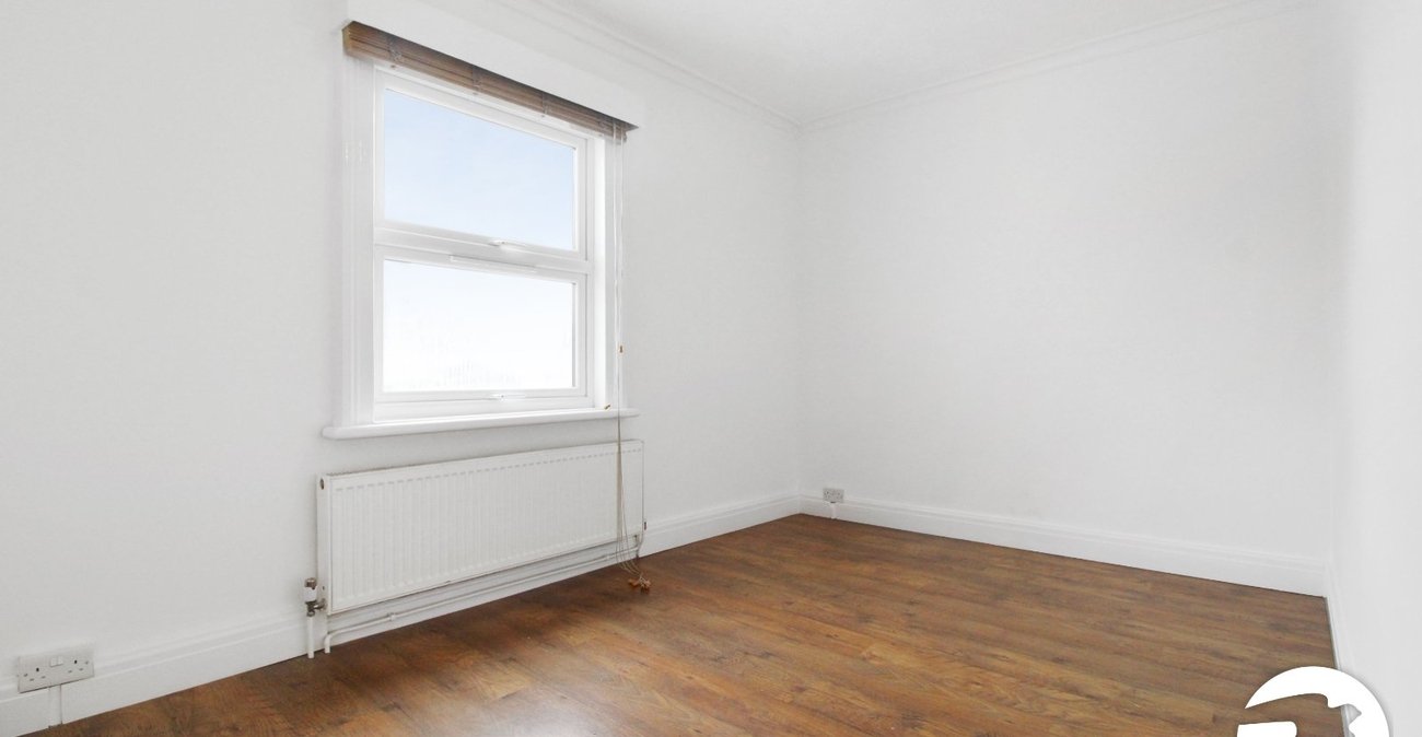 property to rent in Greenhithe | Robinson Michael & Jackson