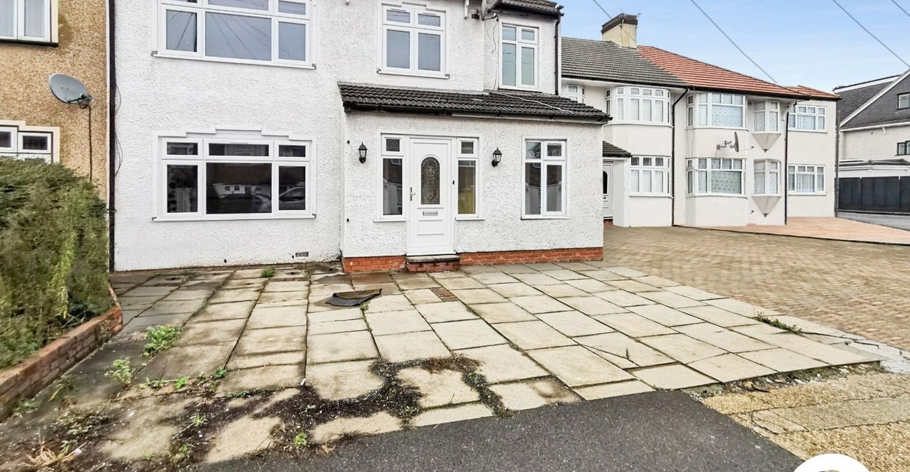 6 bedroom house to rent in Bexleyheath | Robinson Jackson