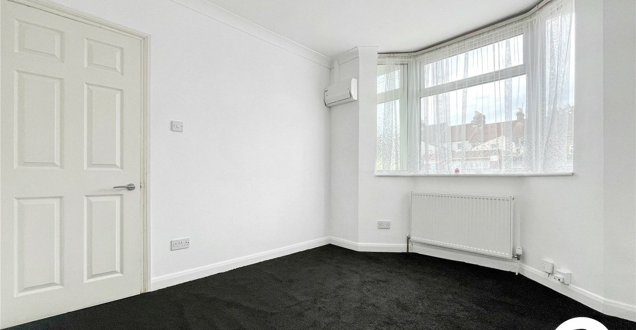 3 bedroom house to rent in Gillingham | Robinson Michael & Jackson