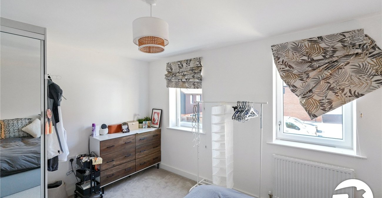 3 bedroom house to rent in Western Cross | Robinson Michael & Jackson