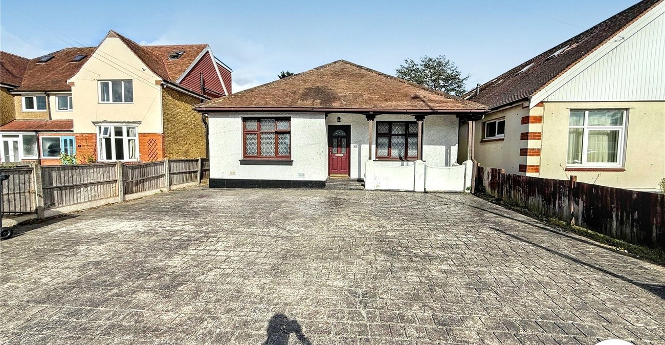3 bedroom bungalow to rent in Maidstone | Robinson Michael & Jackson