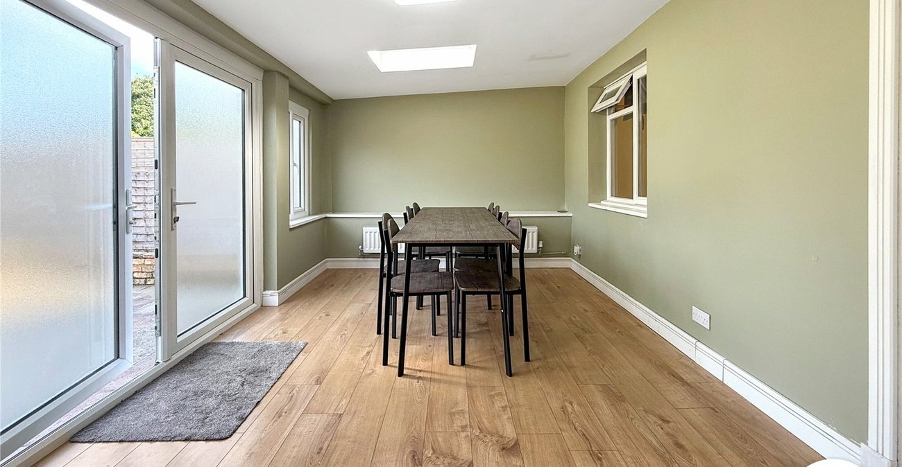 3 bedroom bungalow to rent in Maidstone | Robinson Michael & Jackson