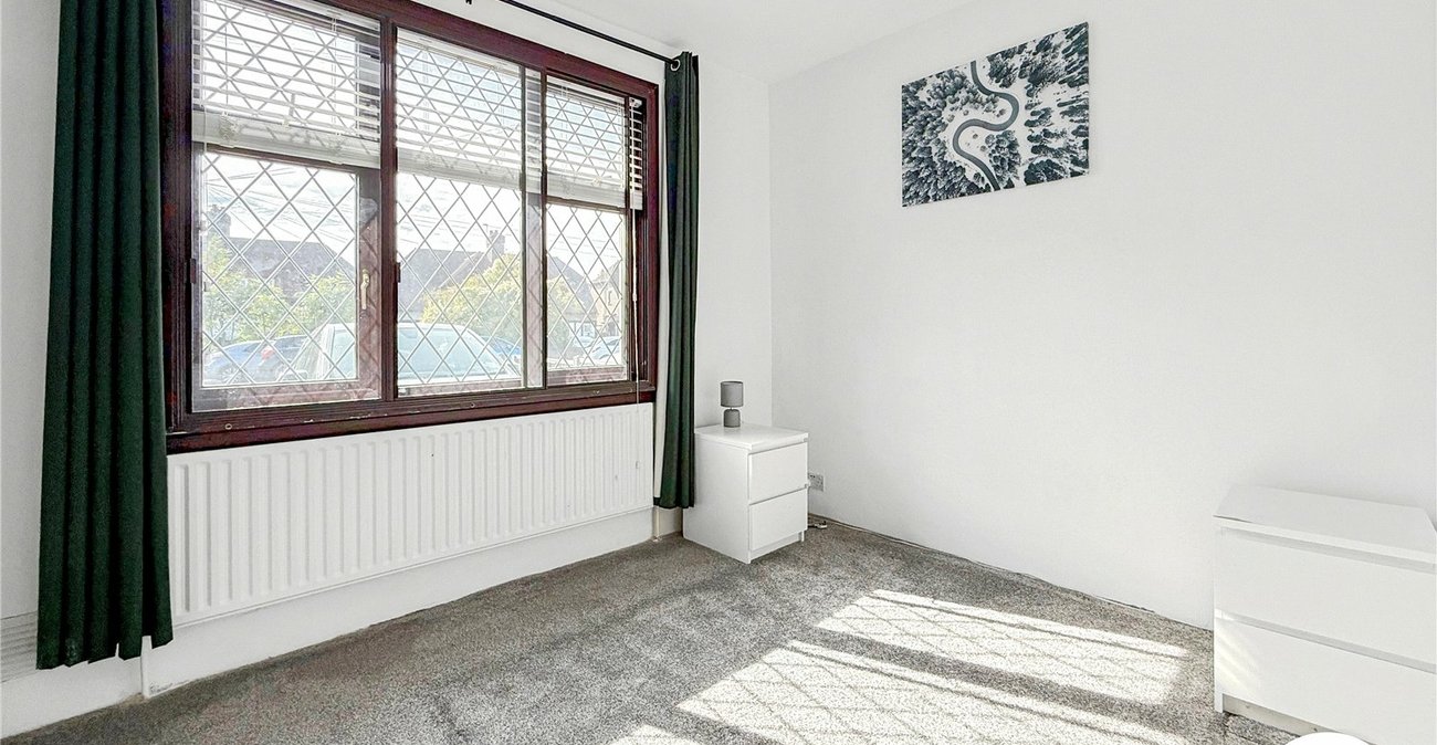 3 bedroom bungalow to rent in Maidstone | Robinson Michael & Jackson