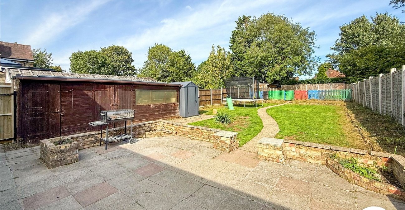 3 bedroom bungalow to rent in Maidstone | Robinson Michael & Jackson