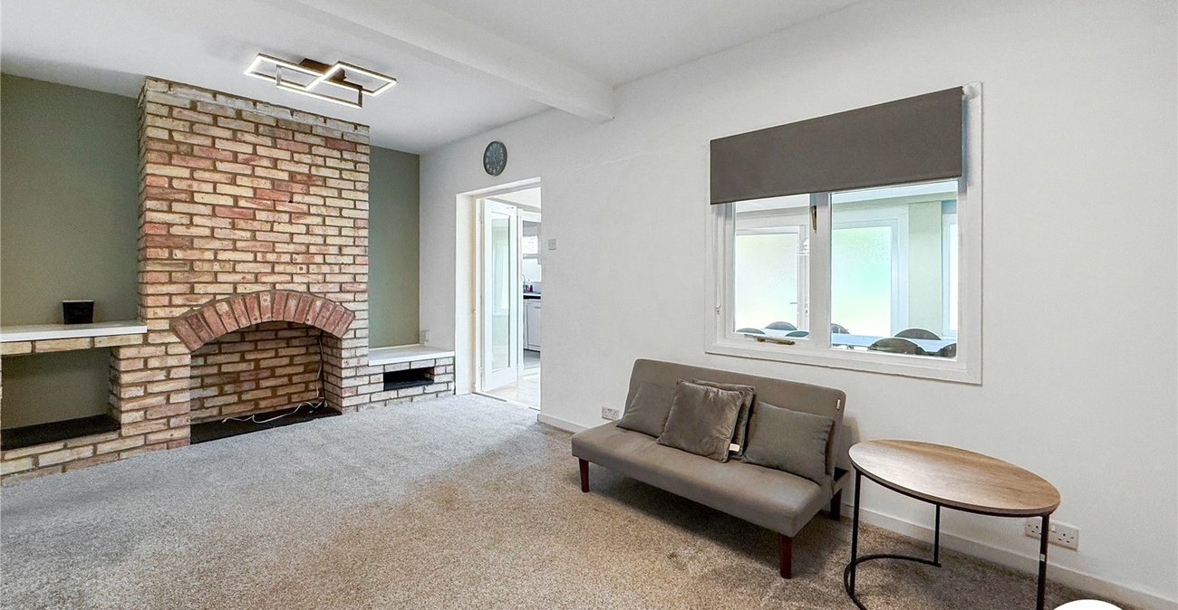 3 bedroom bungalow to rent in Maidstone | Robinson Michael & Jackson