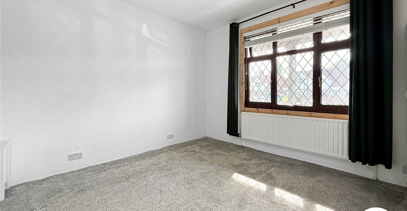 3 bedroom bungalow to rent in Maidstone | Robinson Michael & Jackson