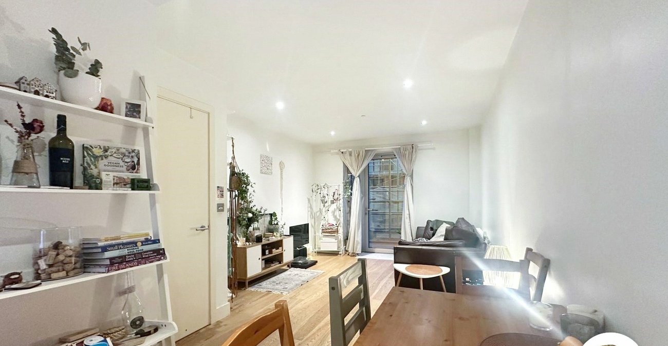 1 bedroom property to rent in Woolwich | 