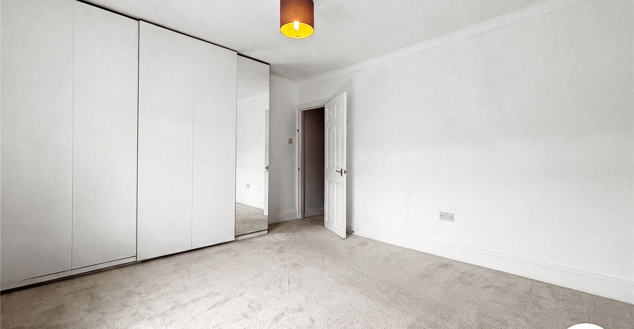 2 bedroom house to rent in Maidstone | Robinson Michael & Jackson