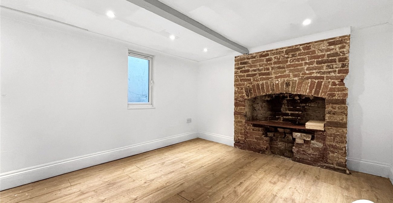 2 bedroom house to rent in Maidstone | Robinson Michael & Jackson