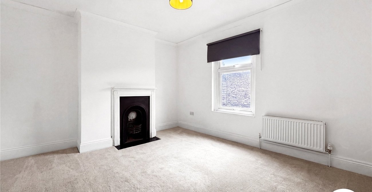 2 bedroom house to rent in Maidstone | Robinson Michael & Jackson