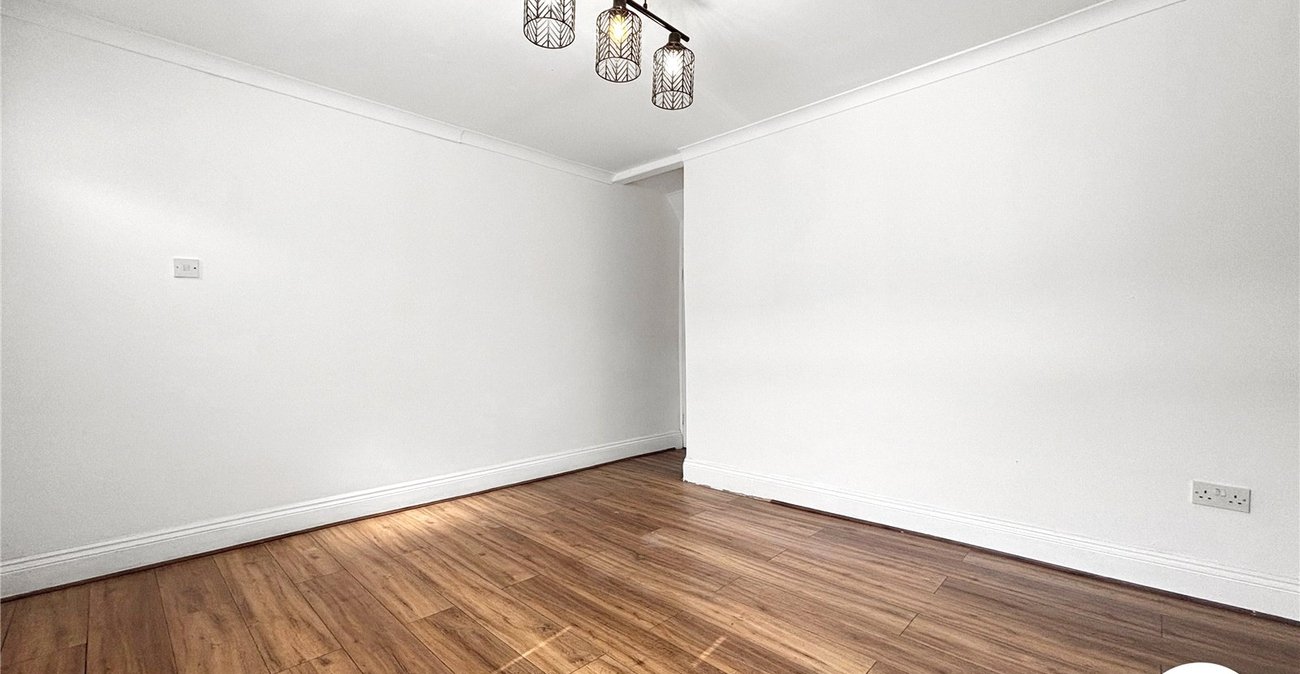 2 bedroom house to rent in Maidstone | Robinson Michael & Jackson
