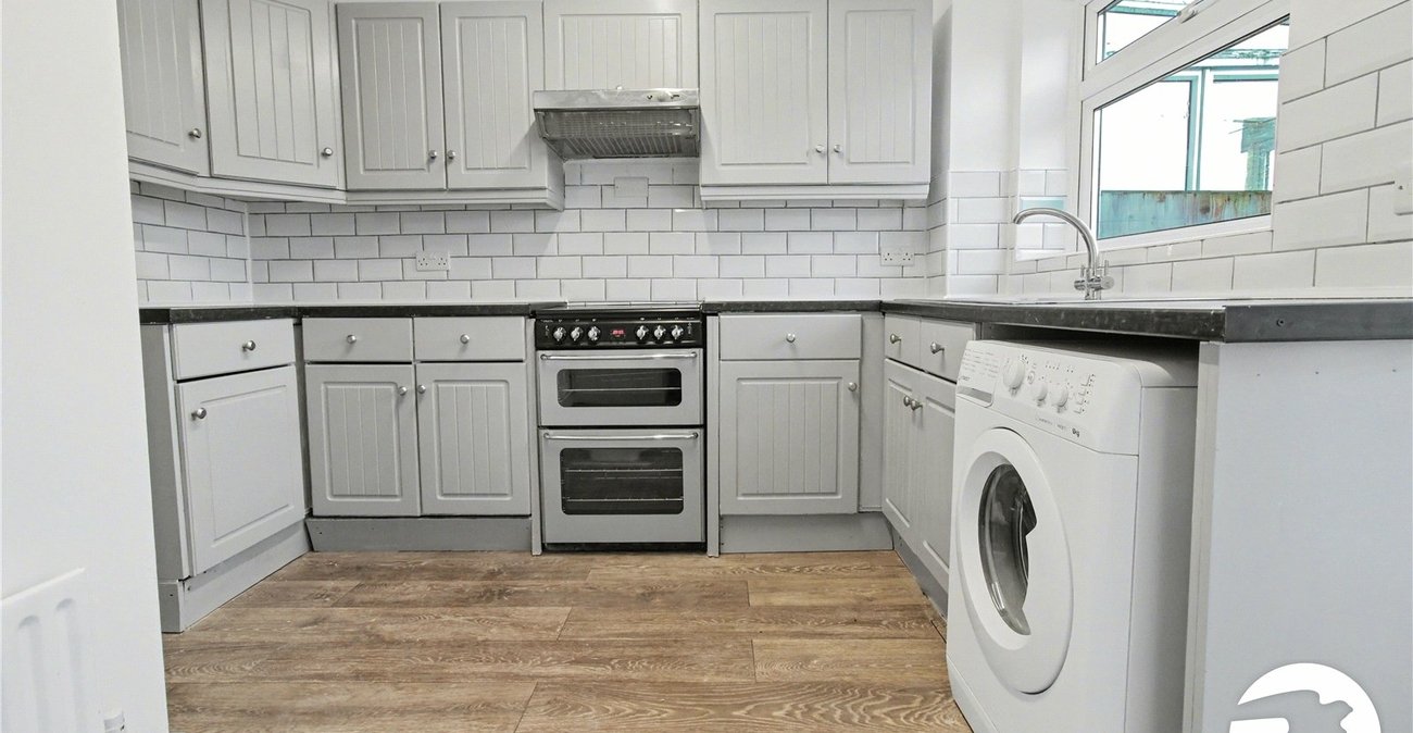 3 bedroom house to rent in Gravesend | Robinson Michael & Jackson