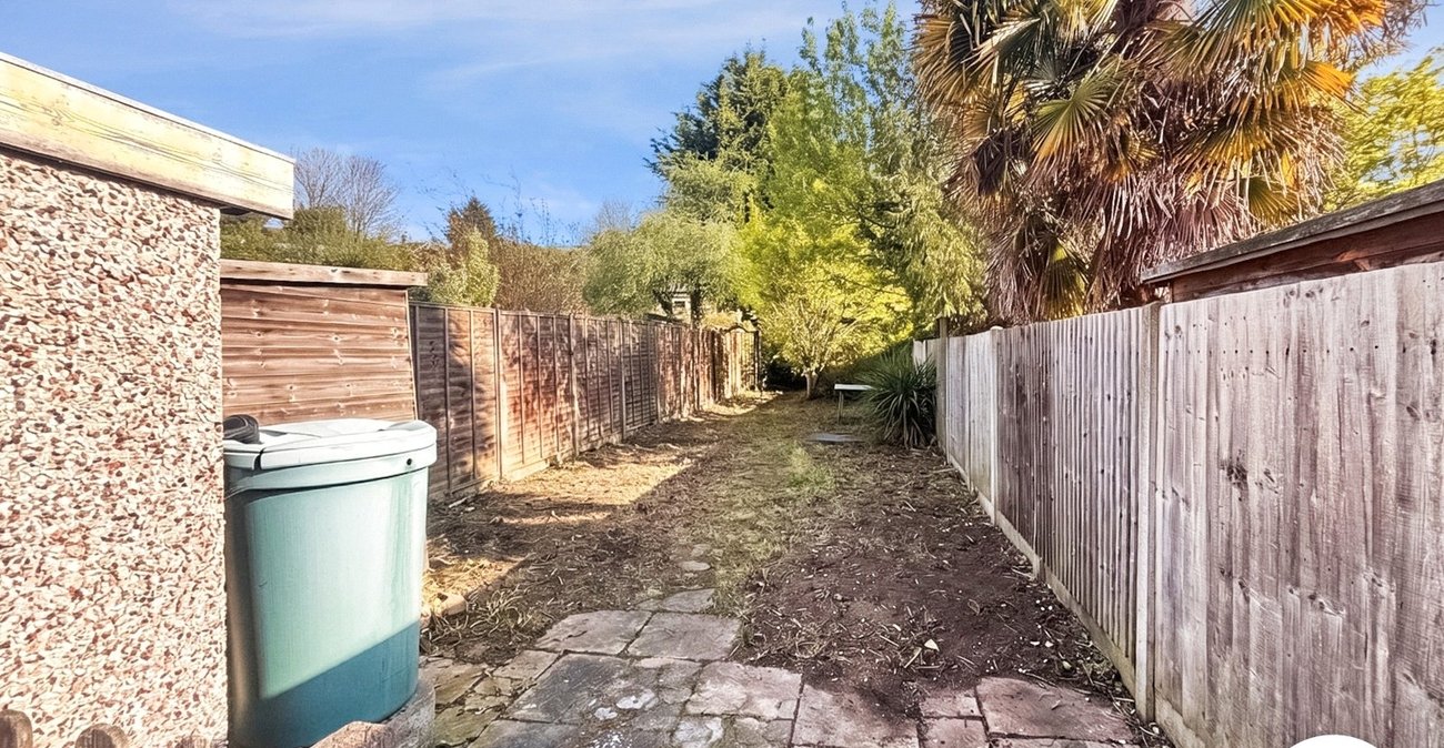 2 bedroom house to rent in Crayford | Robinson Jackson