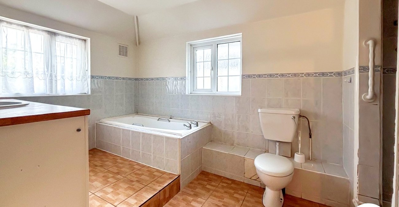 2 bedroom house to rent in Crayford | Robinson Jackson