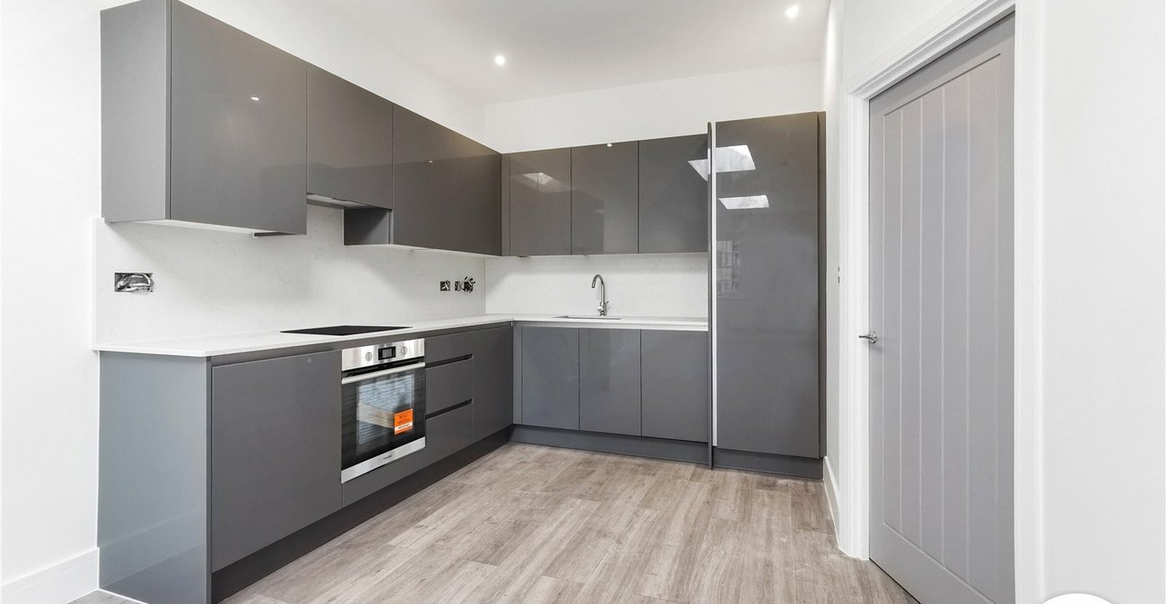 2 bedroom property to rent in Dartford | Robinson Jackson