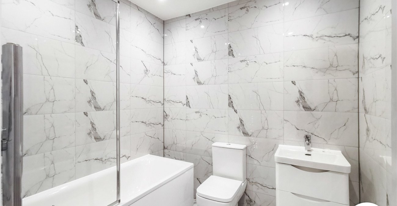 2 bedroom property to rent in Dartford | Robinson Jackson