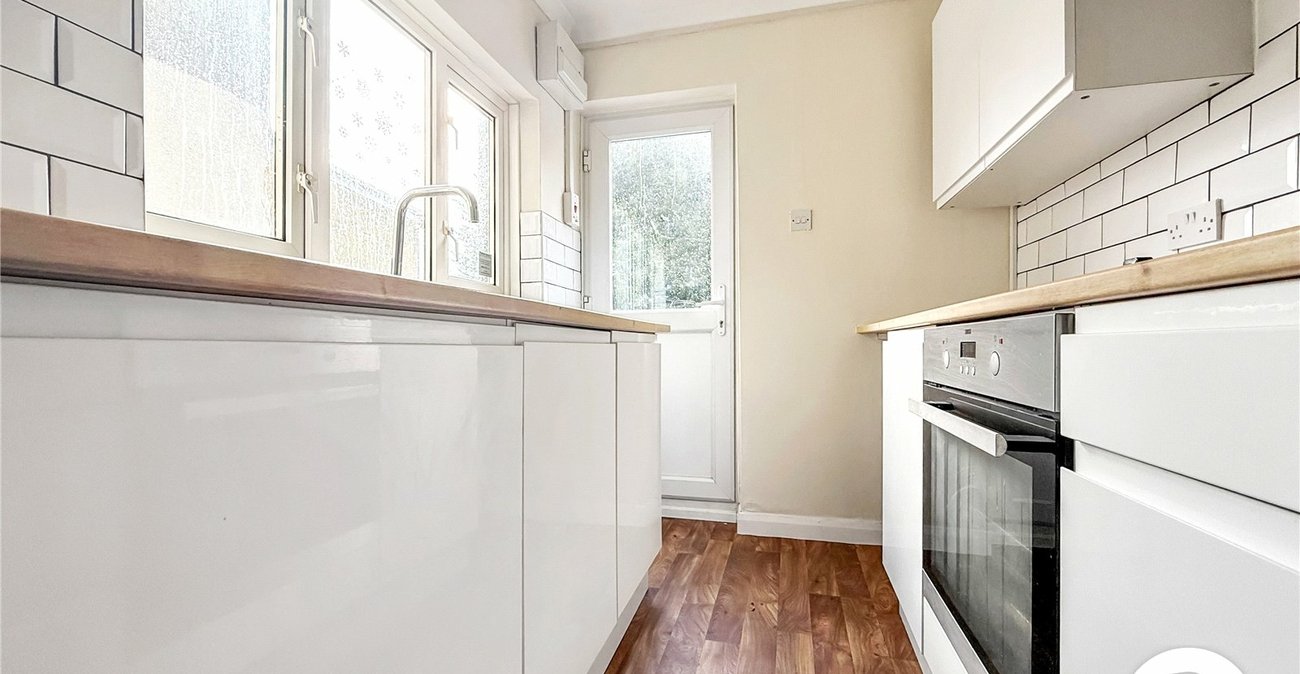 2 bedroom house to rent in Chatham | Robinson Michael & Jackson