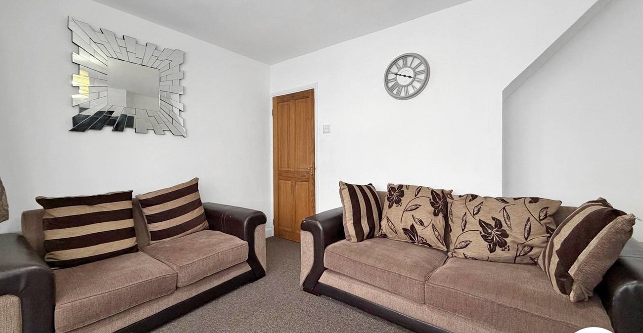 3 bedroom house to rent in Welling | 