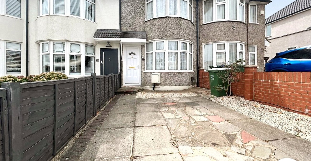 2 bedroom house to rent in Sidcup | Robinson Jackson