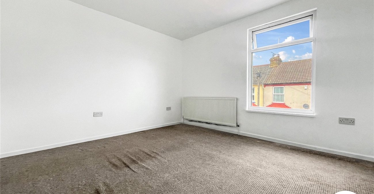 3 bedroom house to rent in Gillingham | Robinson Michael & Jackson