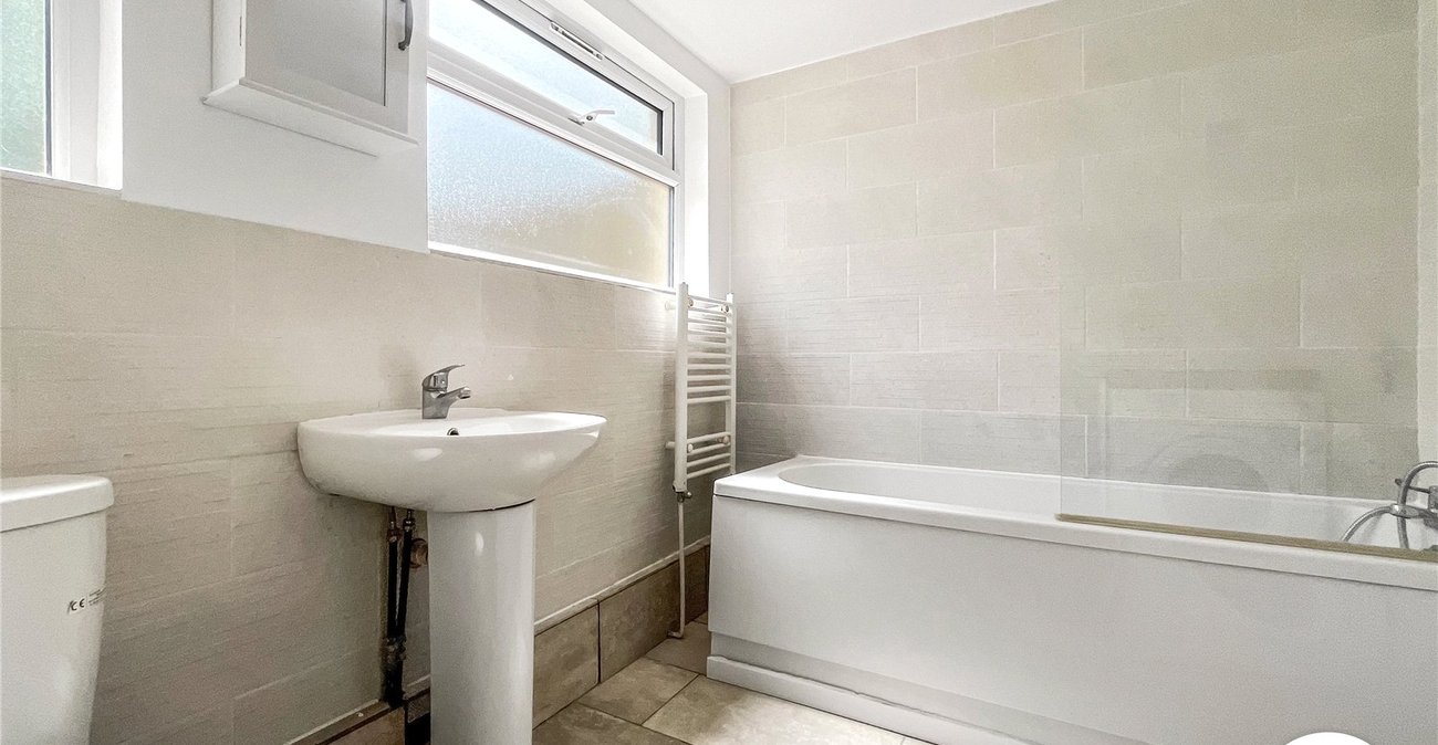 3 bedroom house to rent in Gillingham | Robinson Michael & Jackson