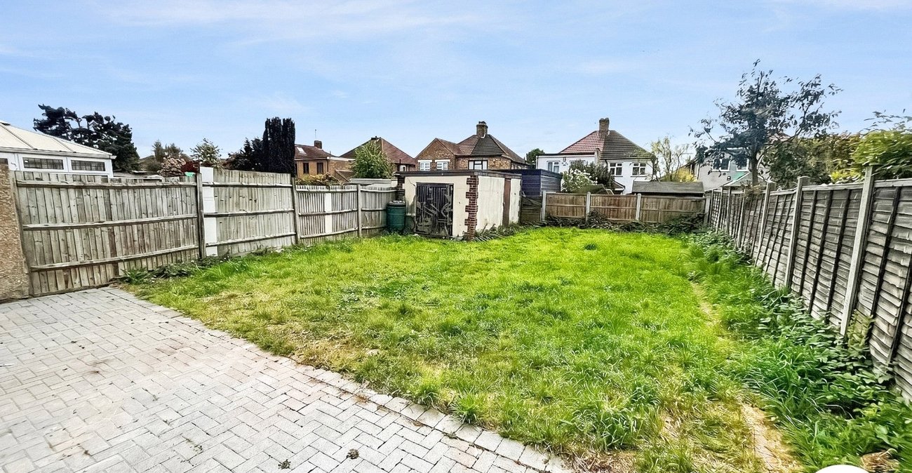 3 bedroom house to rent in Bexleyheath | Robinson Jackson