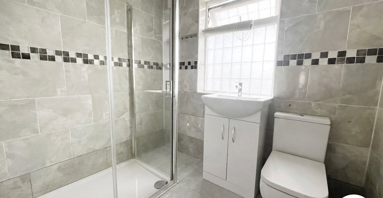 3 bedroom house to rent in Bexleyheath | Robinson Jackson