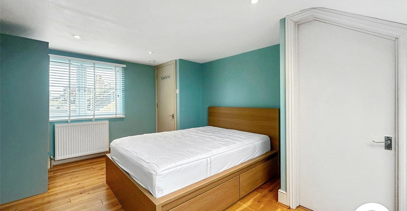 3 bedroom house to rent in London | 