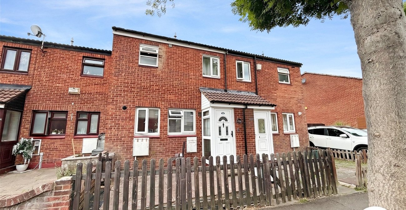 3 bedroom house to rent in London | 