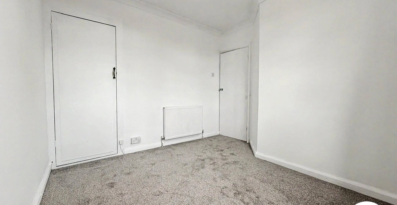 2 bedroom house to rent in Gillingham | Robinson Michael & Jackson