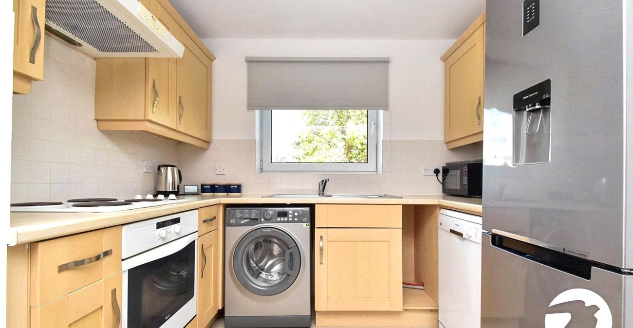 2 bedroom property to rent in Bexley | Robinson Jackson