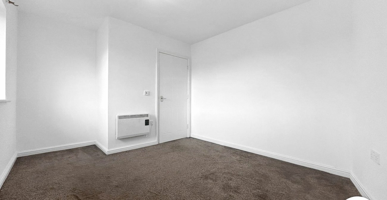 2 bedroom property to rent in London | 