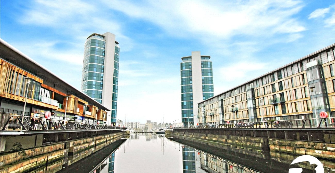 1 bedroom property to rent in Chatham Quays | Robinson Michael & Jackson