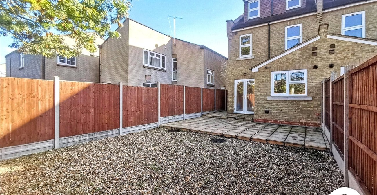 3 bedroom house to rent in London | 