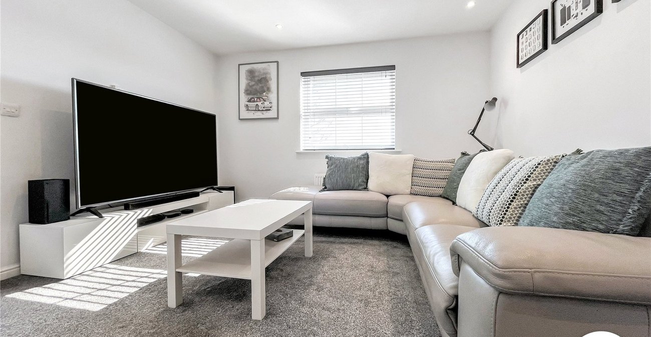 2 bedroom property to rent in Kemsley | Robinson Michael & Jackson