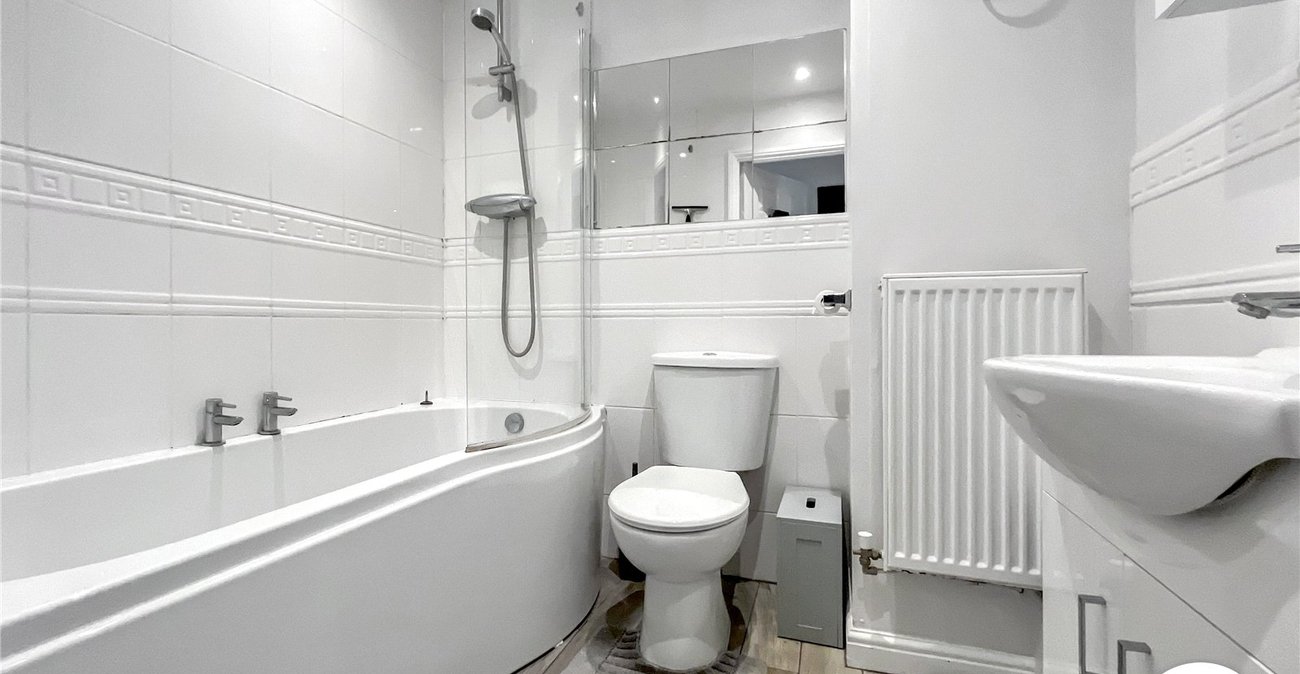 2 bedroom property to rent in Kemsley | Robinson Michael & Jackson