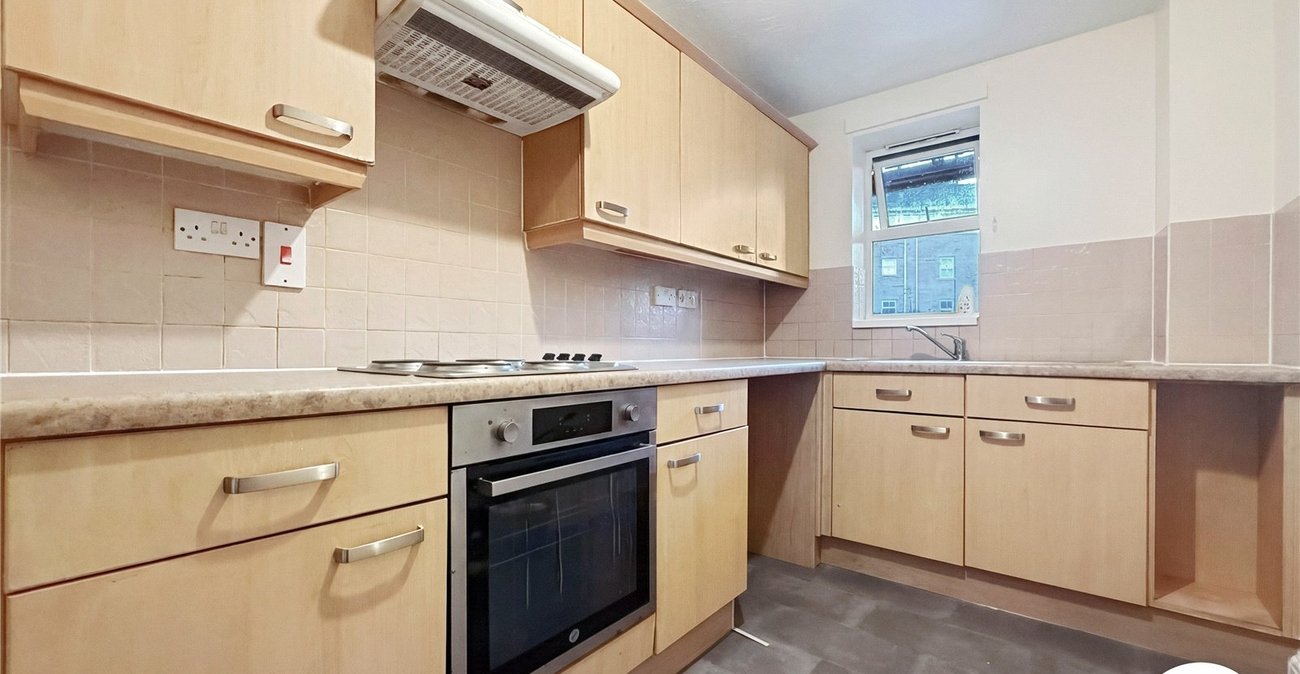 2 bedroom property to rent in Chatham | Robinson Michael & Jackson