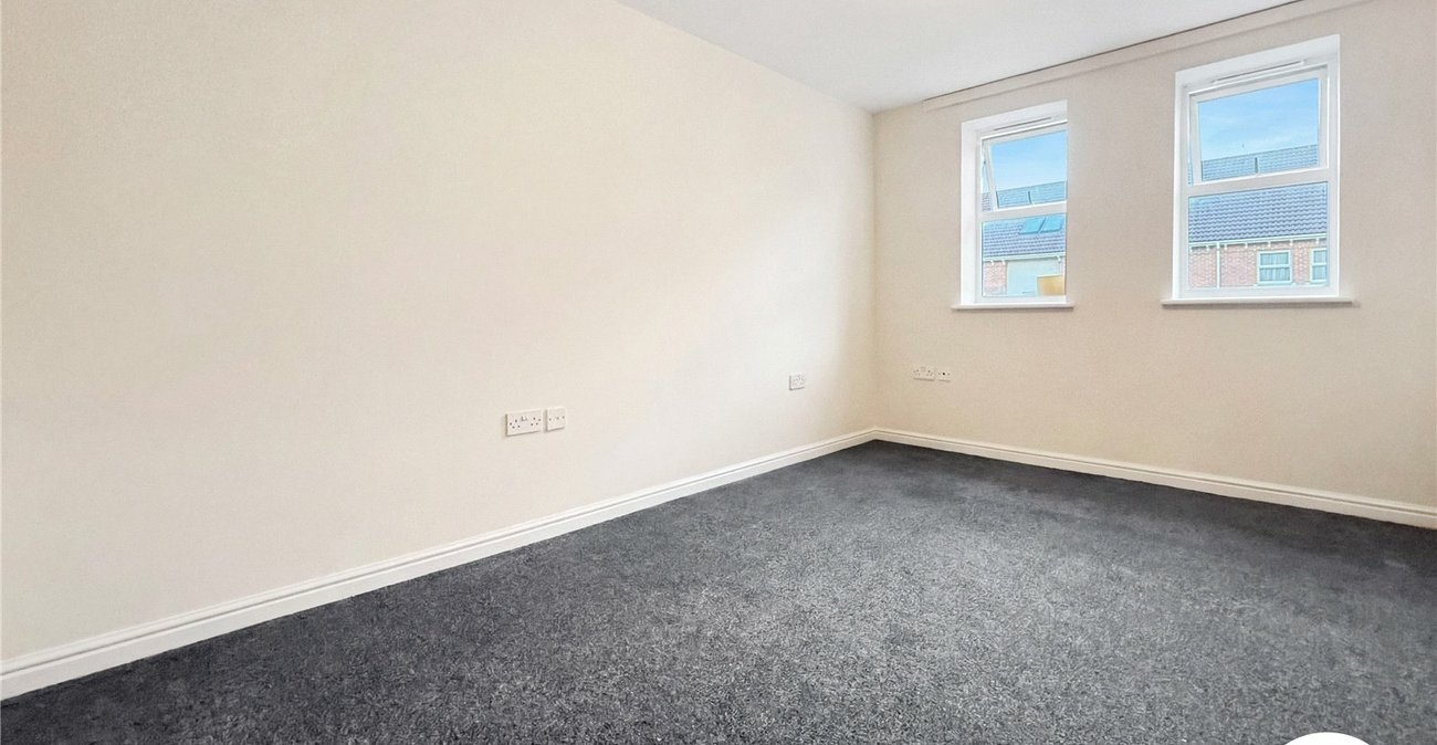 2 bedroom property to rent in Chatham | Robinson Michael & Jackson