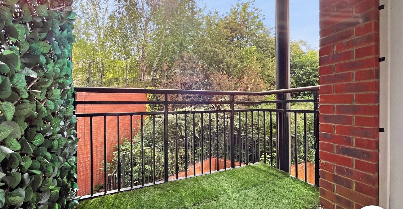 2 bedroom property to rent in Chatham | Robinson Michael & Jackson