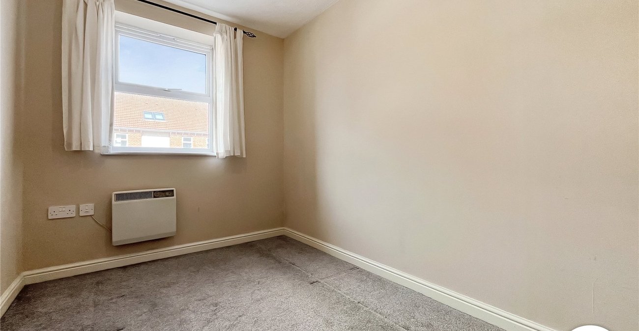 2 bedroom property to rent in Chatham | Robinson Michael & Jackson