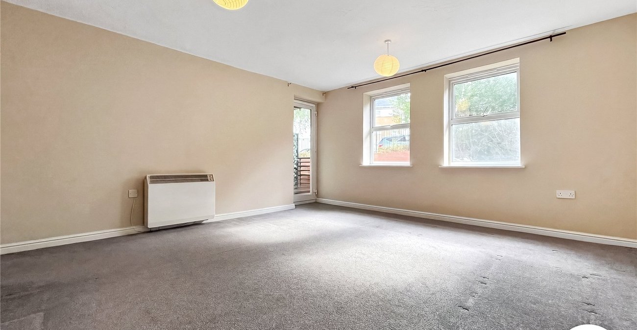 2 bedroom property to rent in Chatham | Robinson Michael & Jackson