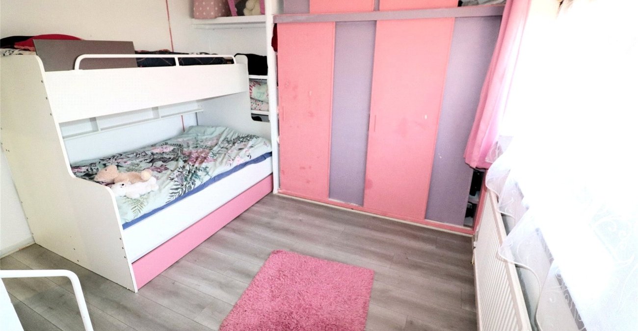3 bedroom house to rent in Erith | Robinson Jackson
