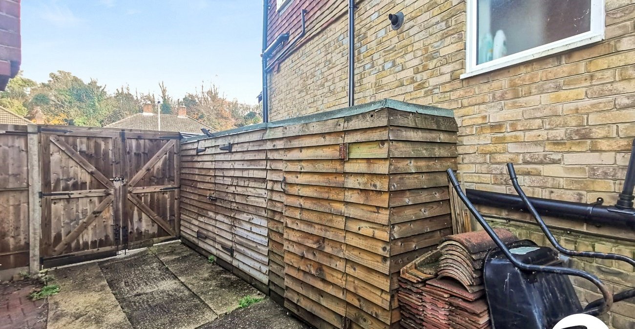 3 bedroom house to rent in Orpington | Robinson Jackson