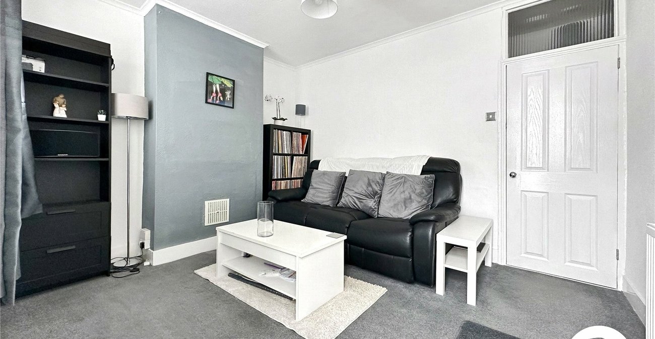 3 bedroom house to rent in Gillingham | Robinson Michael & Jackson