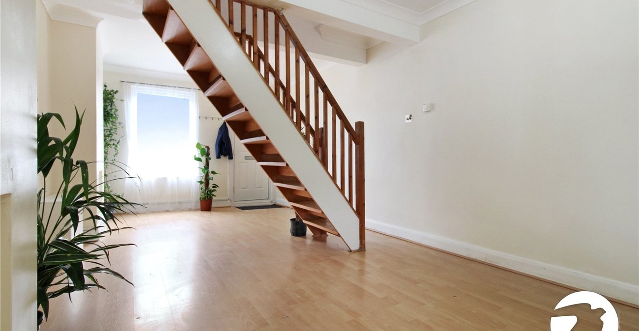 2 bedroom house to rent in Gravesend | Robinson Michael & Jackson