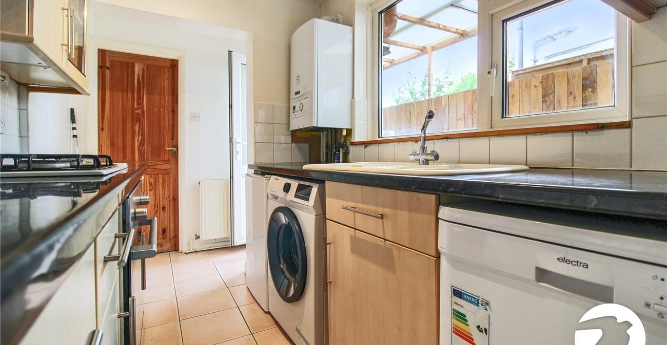 2 bedroom house to rent in Gravesend | Robinson Michael & Jackson