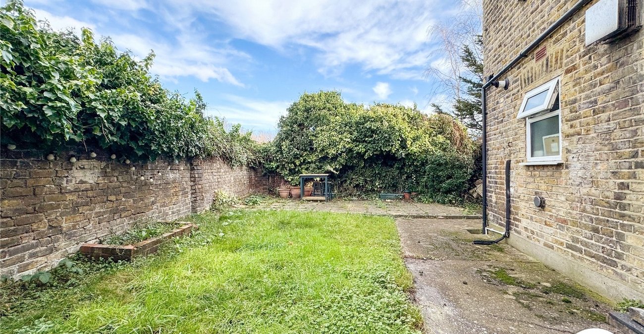 1 bedroom property to rent in London | Robinson Jackson